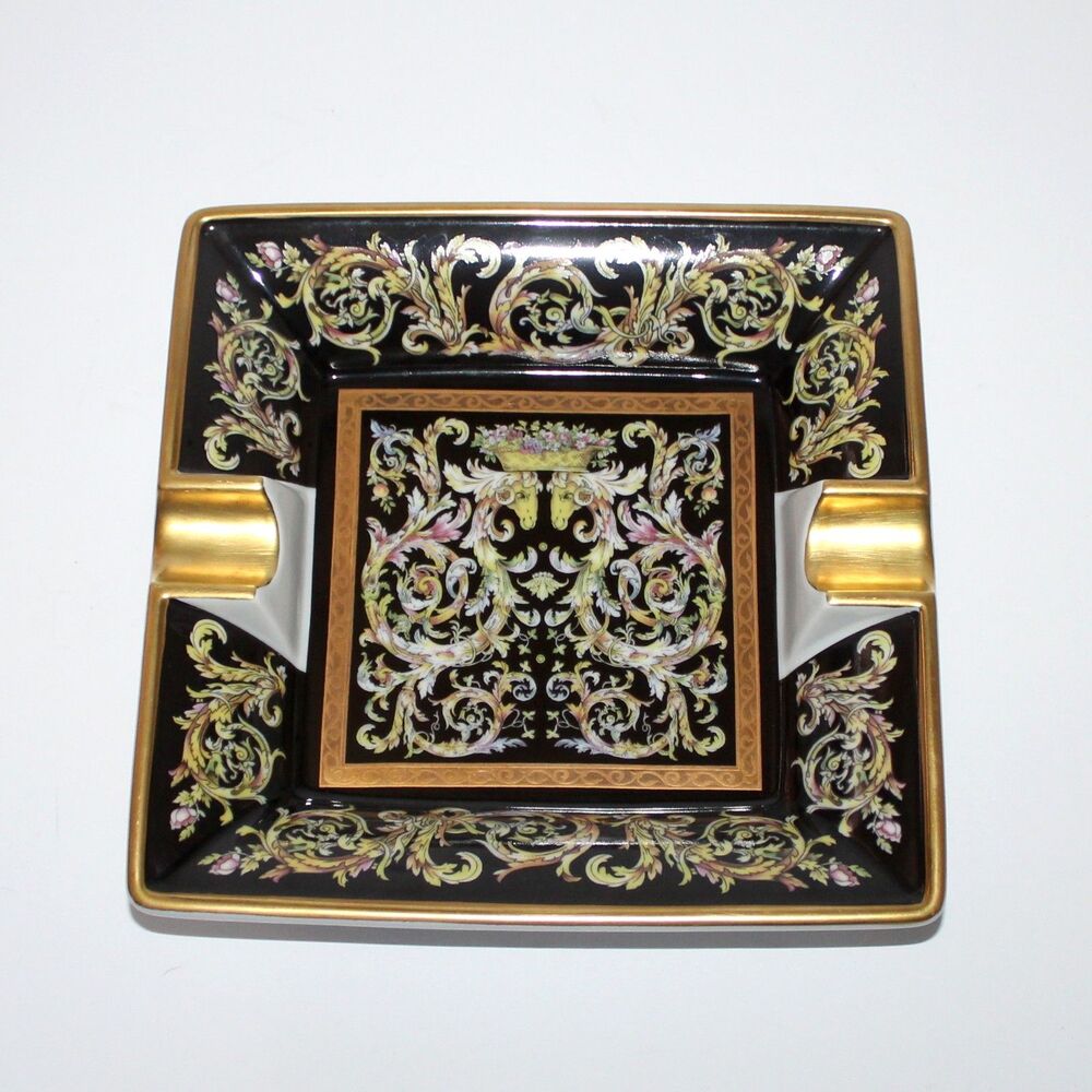 Thun Studio Eva Cigar Ashtray Czech Republic porcelain black gold baroque